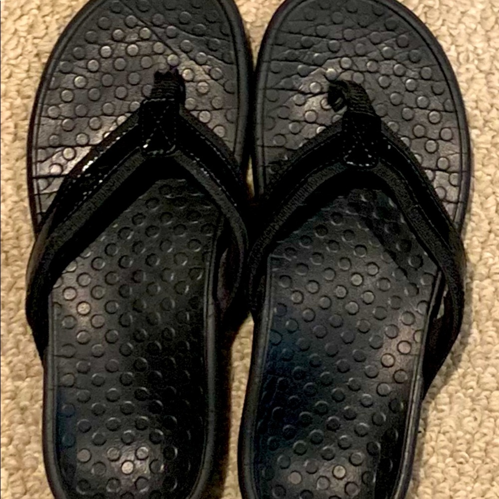 Women’s Vionic Black Sandals